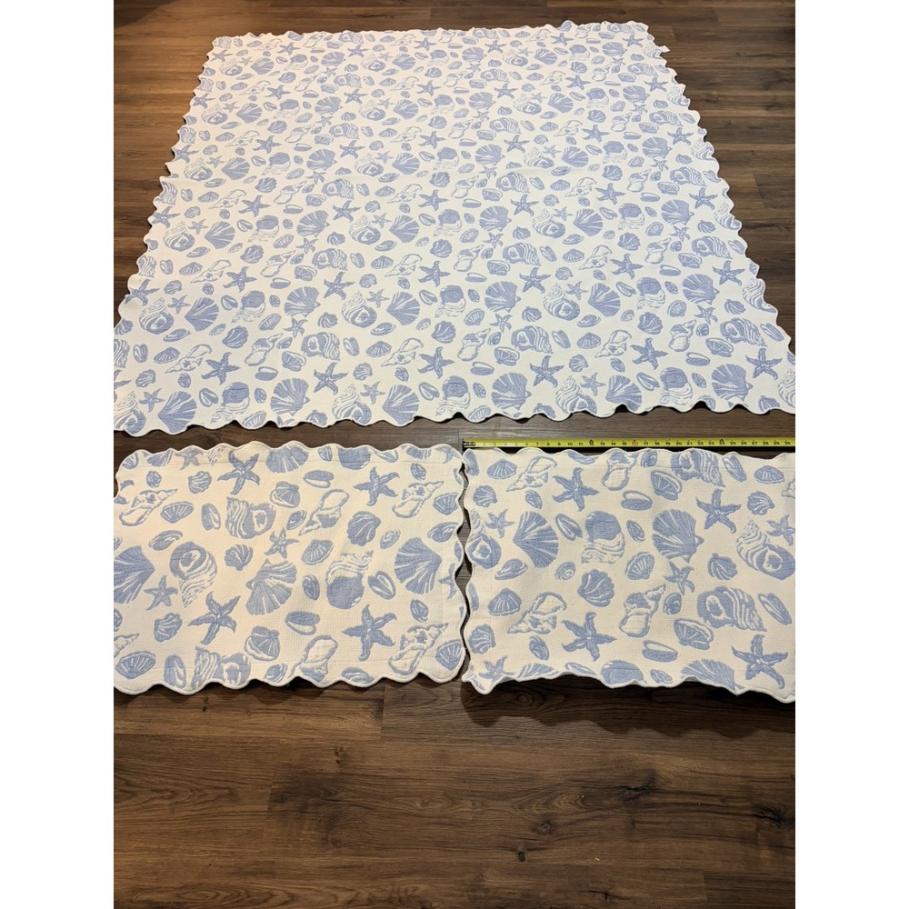 Beach seashell theme quilt  3 piece set 72" x 84" white @ light blue shell print - Picture 7 of 8